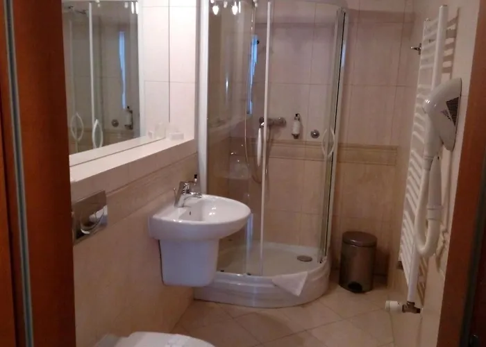 Ξενοδοχείο Abrava 3*